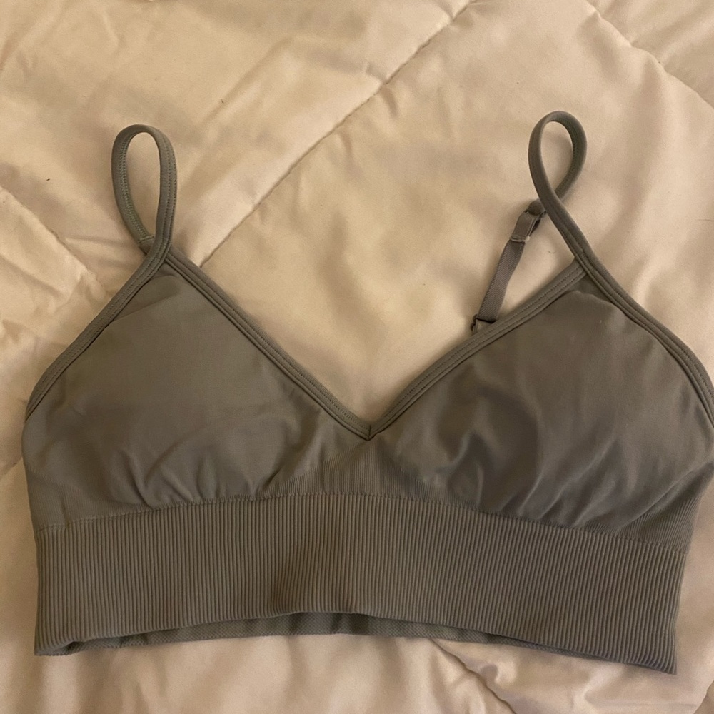 Lululemon Awakening Bra Taryn Toomey Earl Grey